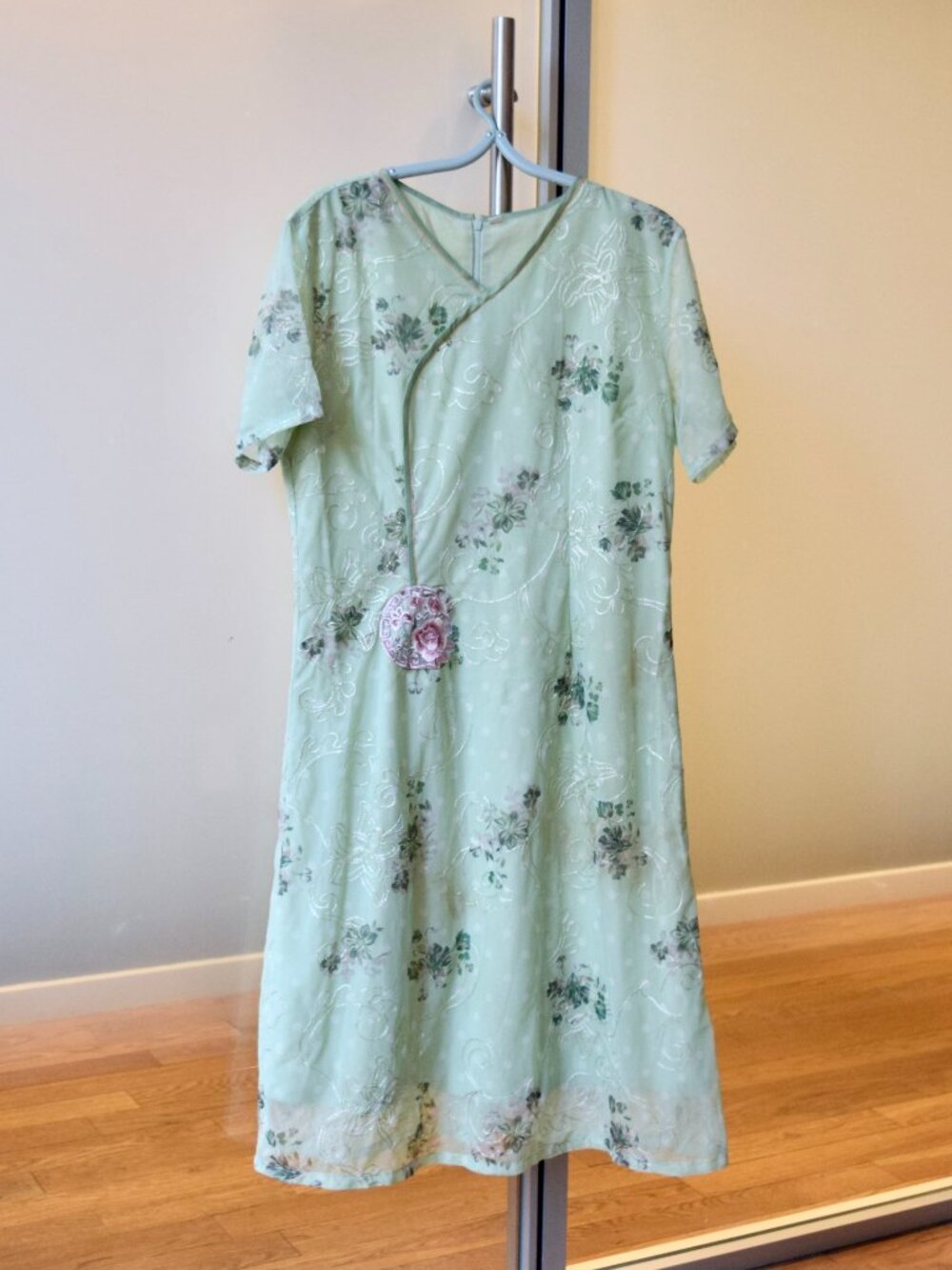 Green Mesh Flora Qipao V Neck - A Line Dress